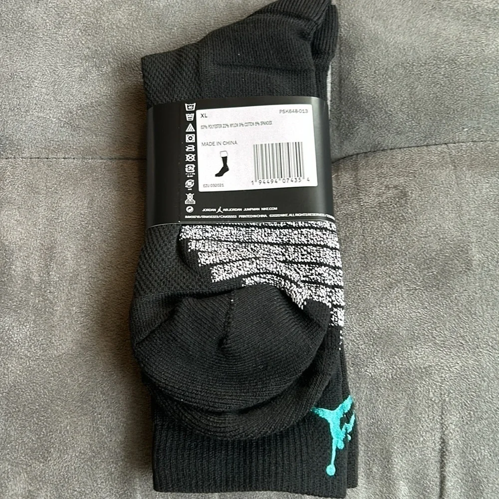 NWT Nike Air Jordan Jumpman  (B23) NBA WNBA Authentic Basketball mid Socks black